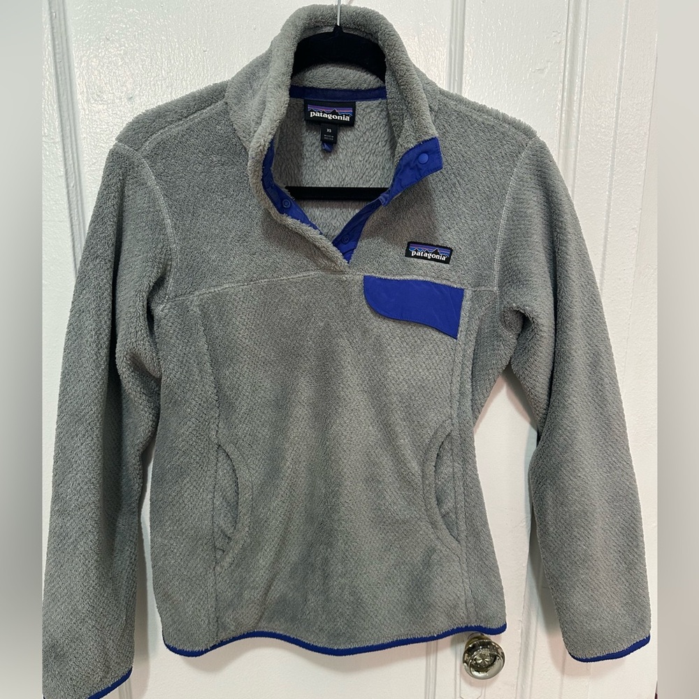 Patagonia Gray and Blue Fleece Pullover